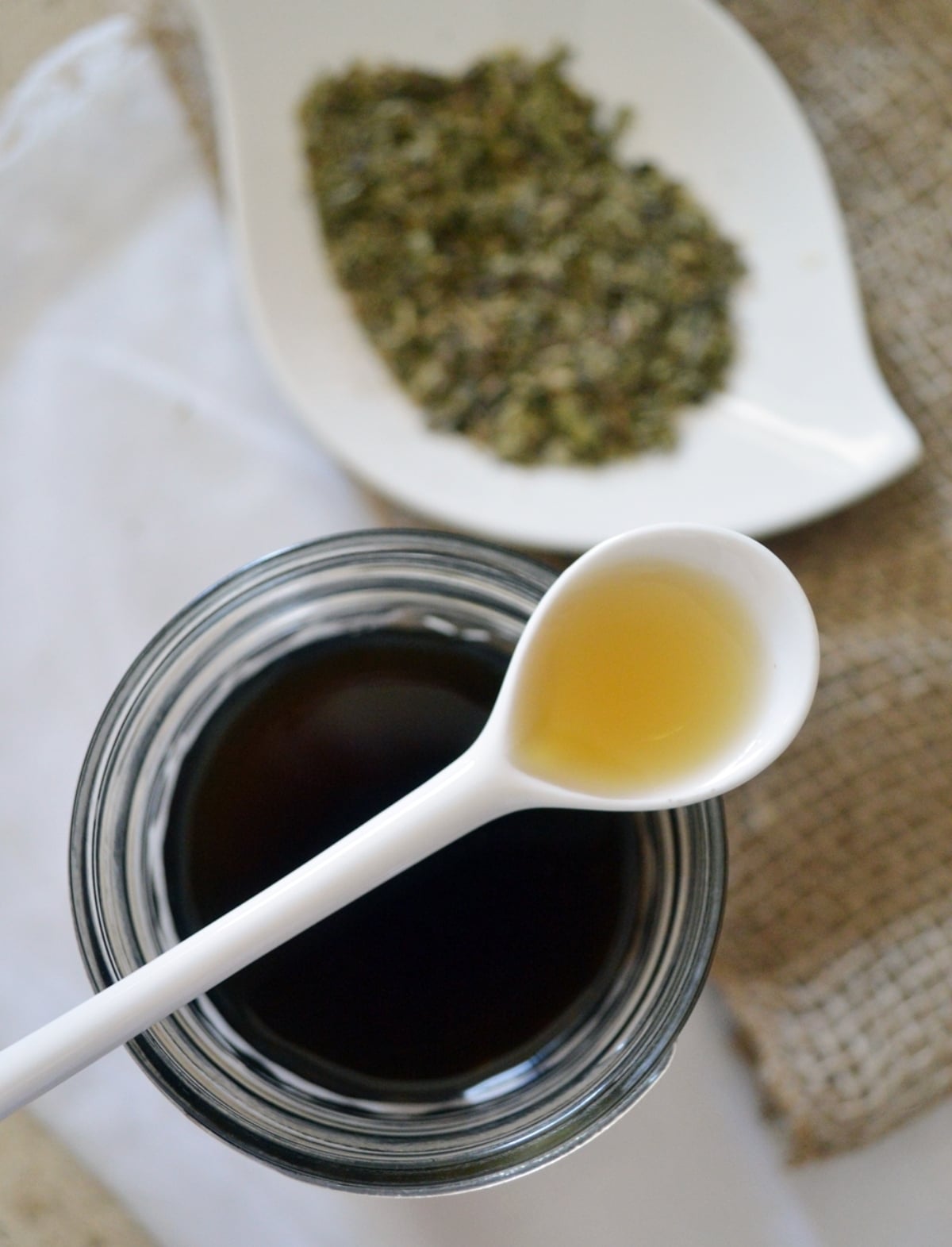 Como-hacer-jarabe-de-stevia-o-stevia-liquida-5 (1)