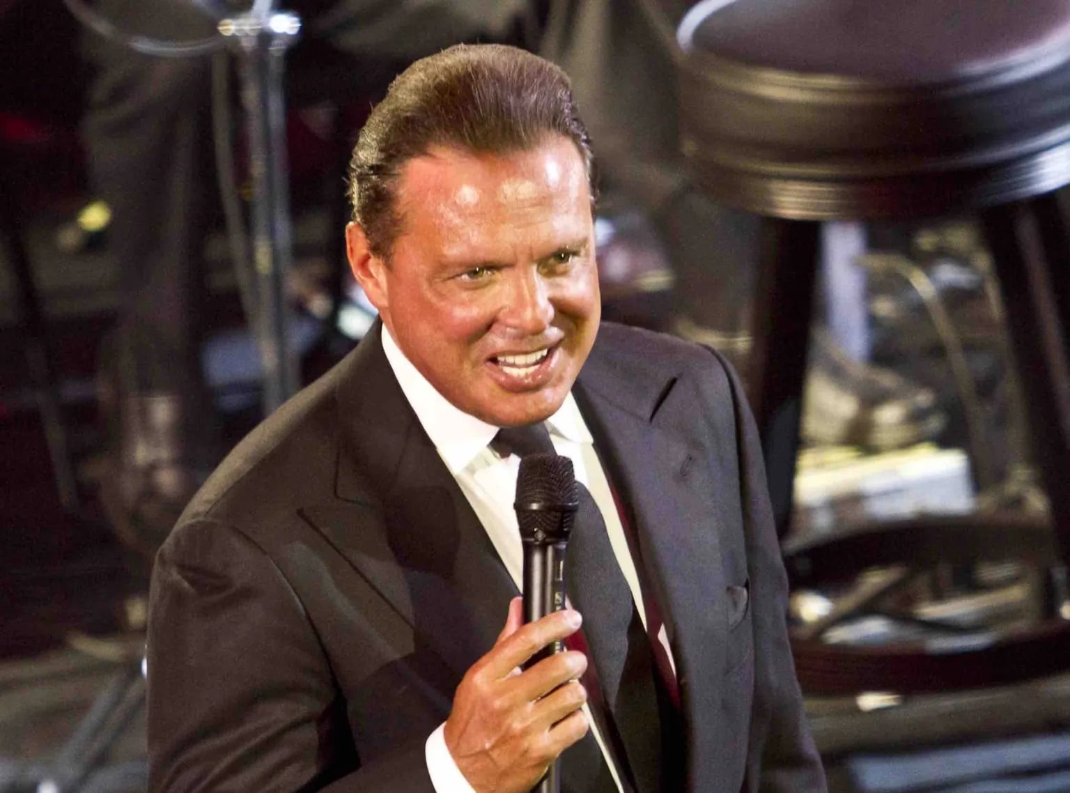 luis-miguel-se-ve-gordo-viejo-y-peln1