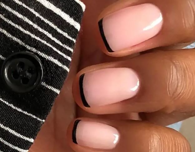 UÑAS7744