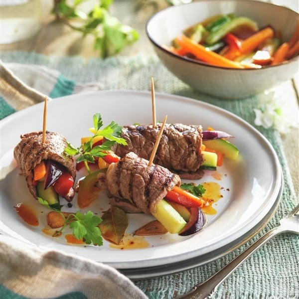 rollitos_de_ternera_con_verduras_escabechadas_def5b0d4_600x600