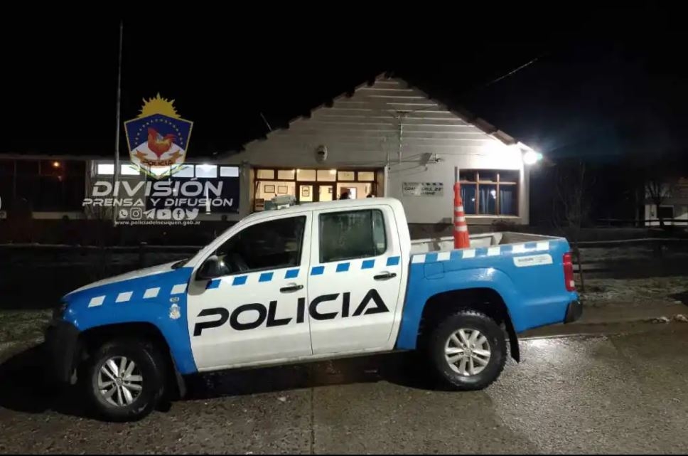 ilegales poli nqn2