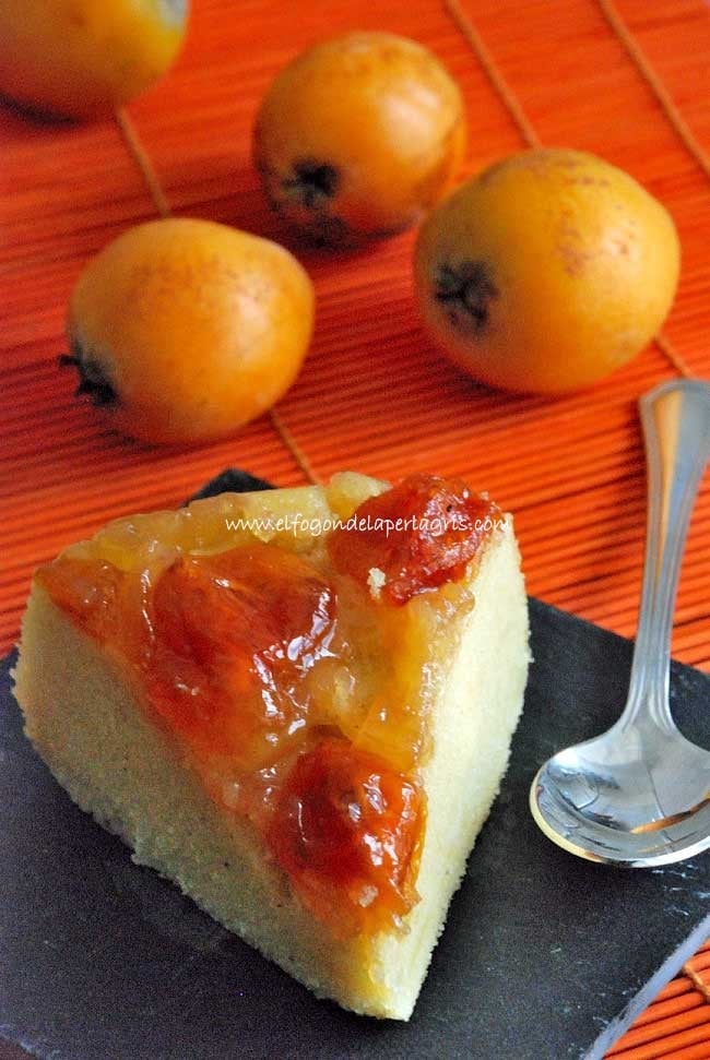 tarta de nísperos 1
