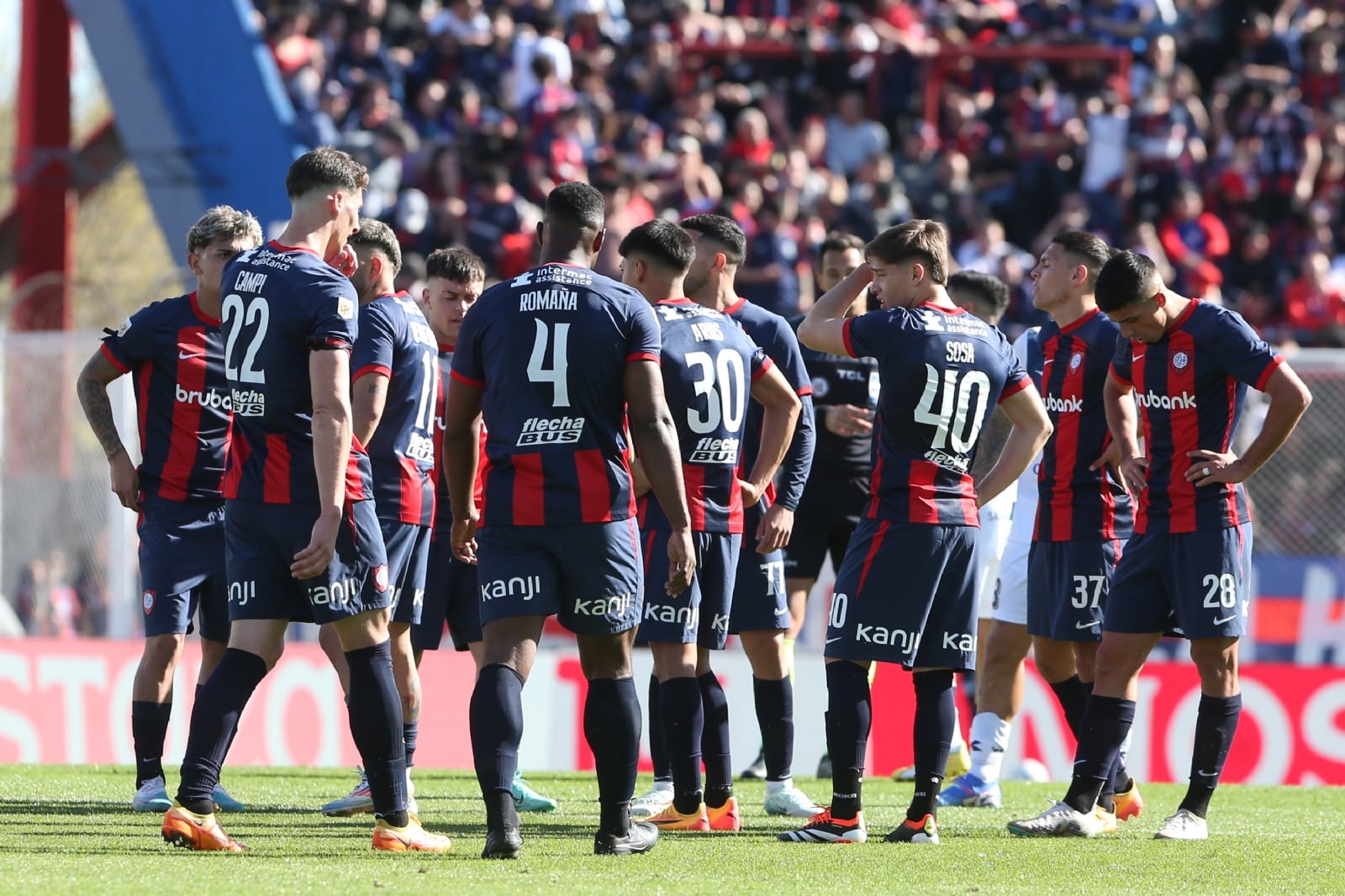 san-lorenzo-v-velez-sarsfield-liga-profesional-2024 (3)