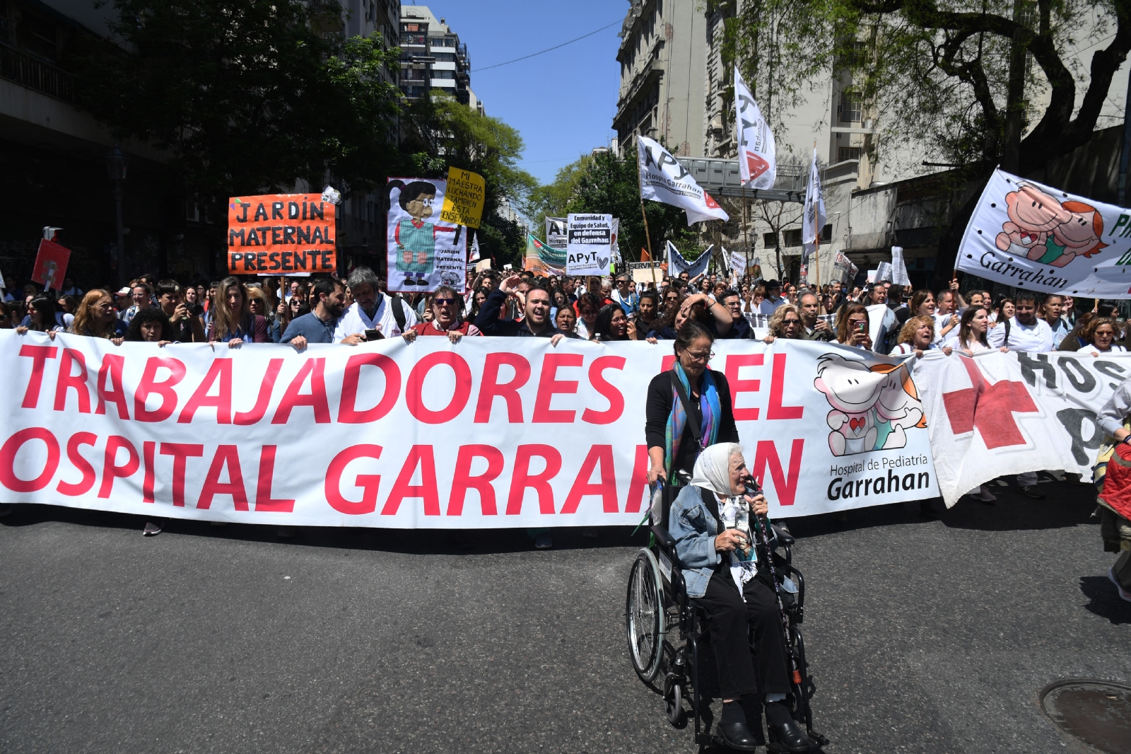 03-11-2022_los_medicos_residentes_y_concurrentes
