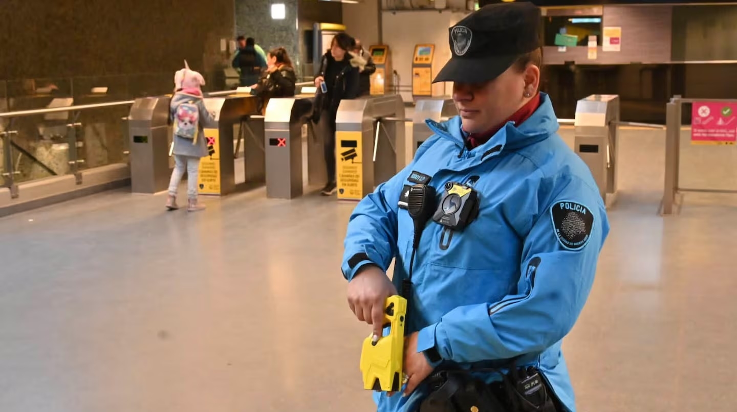 taser-subte