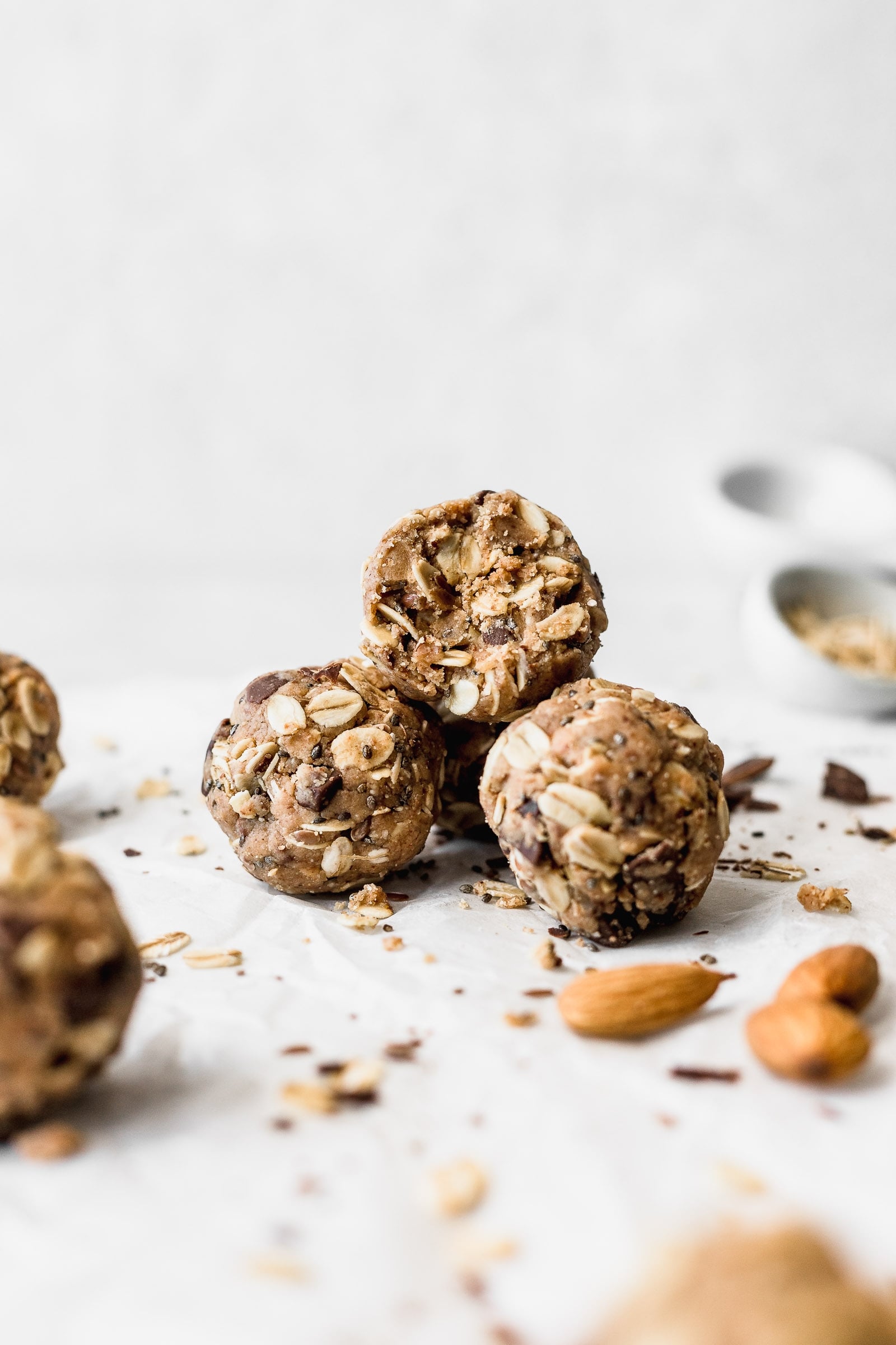 bolitas-energe´ticas-de-mantequilla-de-almendras-4
