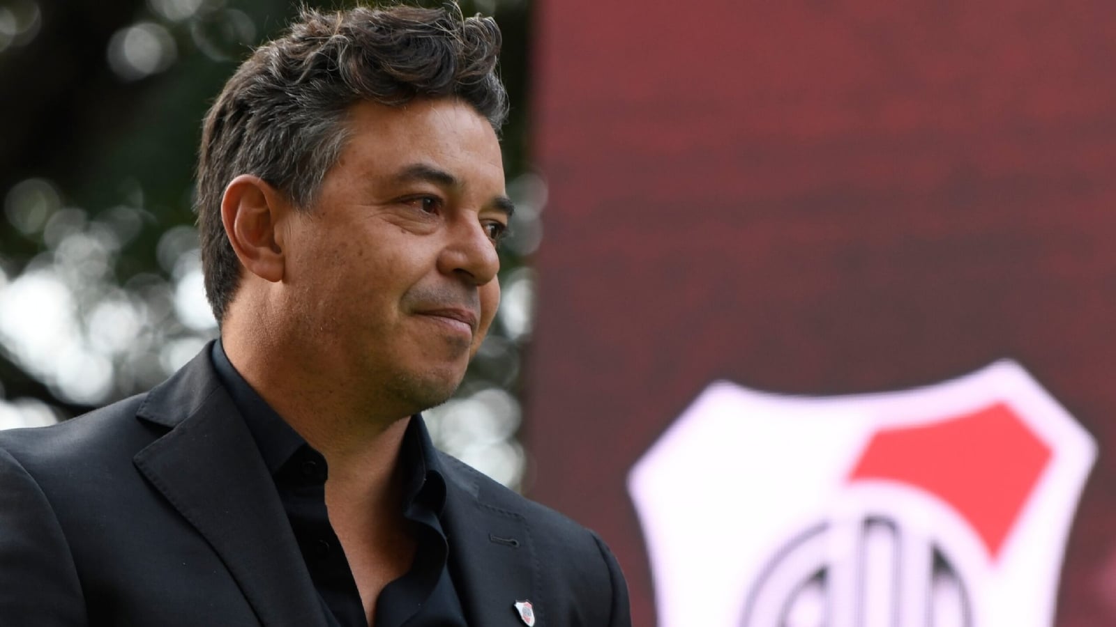 marcelo-gallardo-llego-a-buenos-aires-y-comenzara-las-negociaciones-para-volver-a-river-plate-scaled