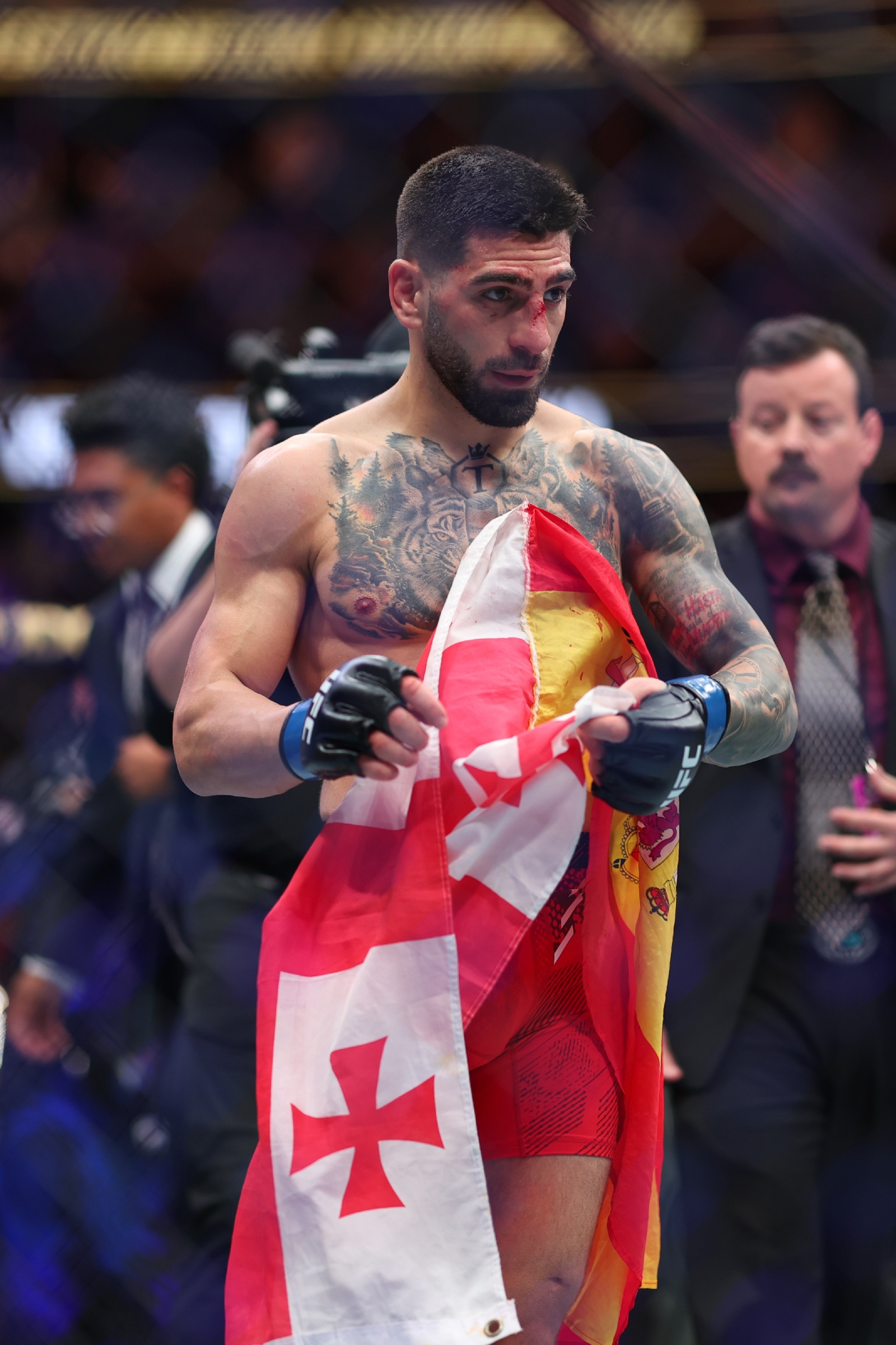 ufc-298-volkanovski-v-topuria (3)
