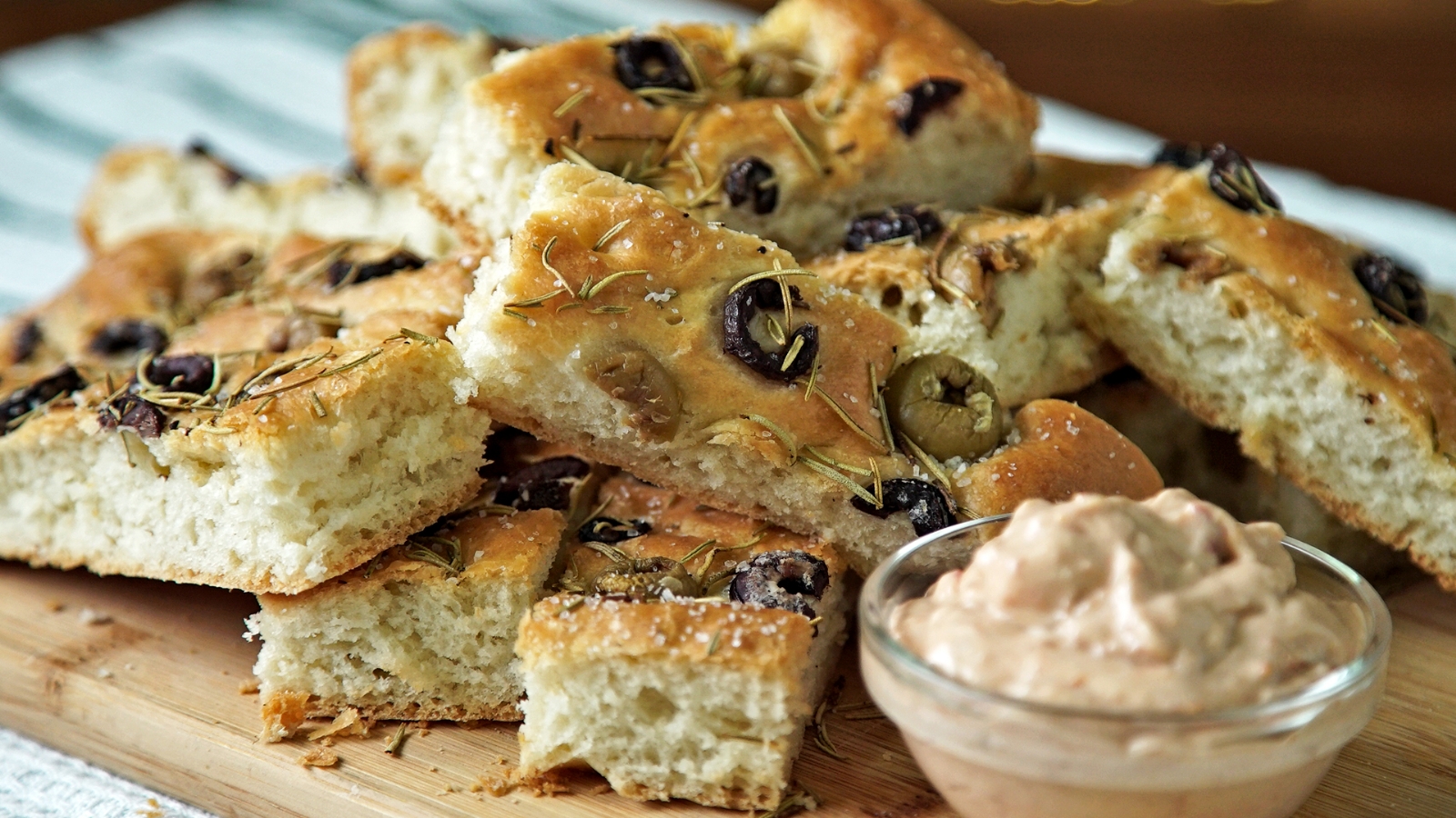 focaccia-de-aceitunas_1920x1080-thumbnail