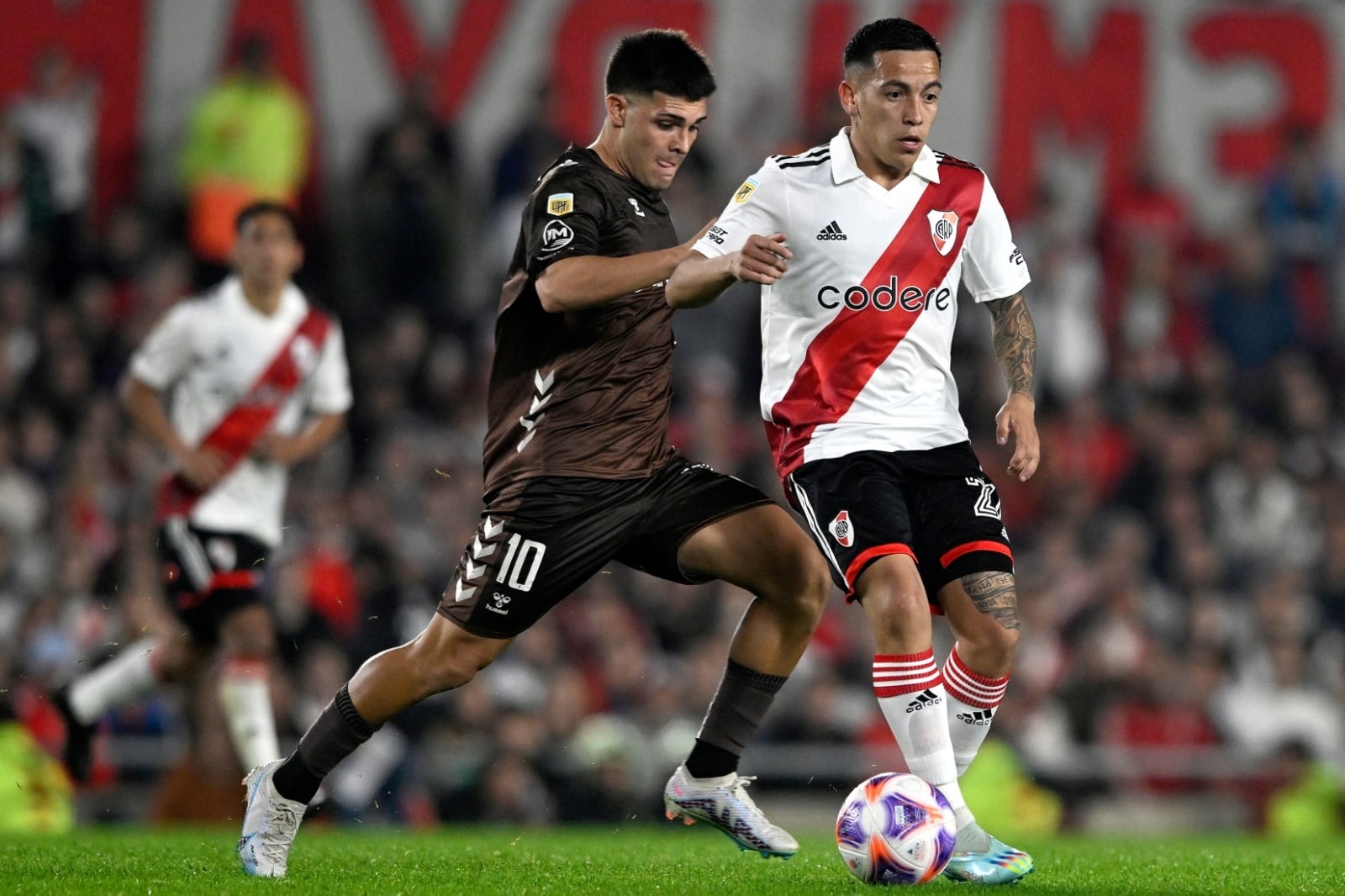 river-plate-v-platense-liga-profesional-2023 (1)