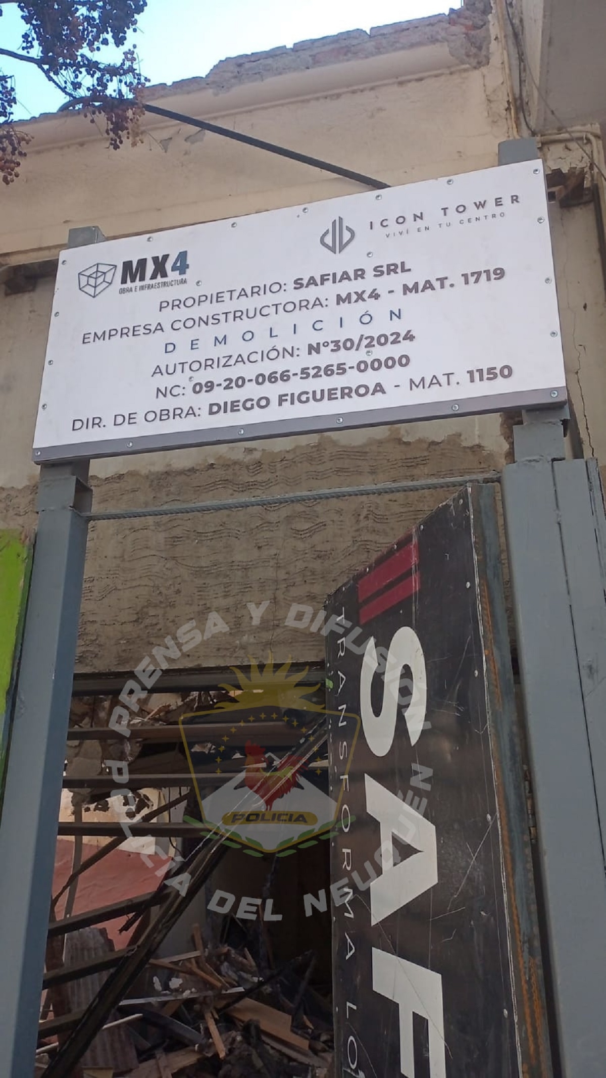 albañil cayo de 4 metros 1