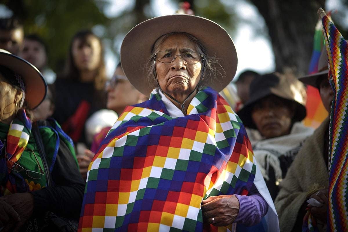 12-octubre-sin_indigenas-sin_democracia001