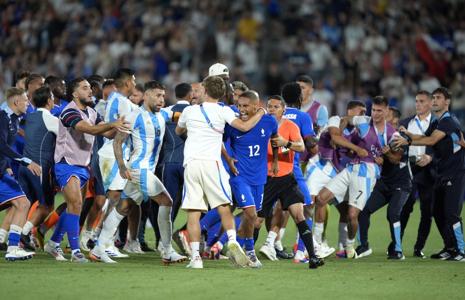 france-v-argentina-mens-football-quarterfinal-olympic-games-paris-2024-day-7 (3)
