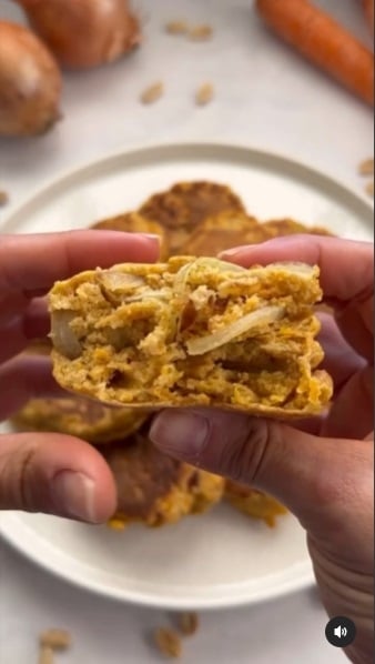 Panqueques de cebolla y zanahoria 1