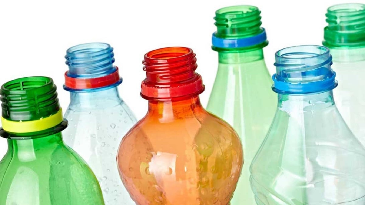 Botellas plásticas