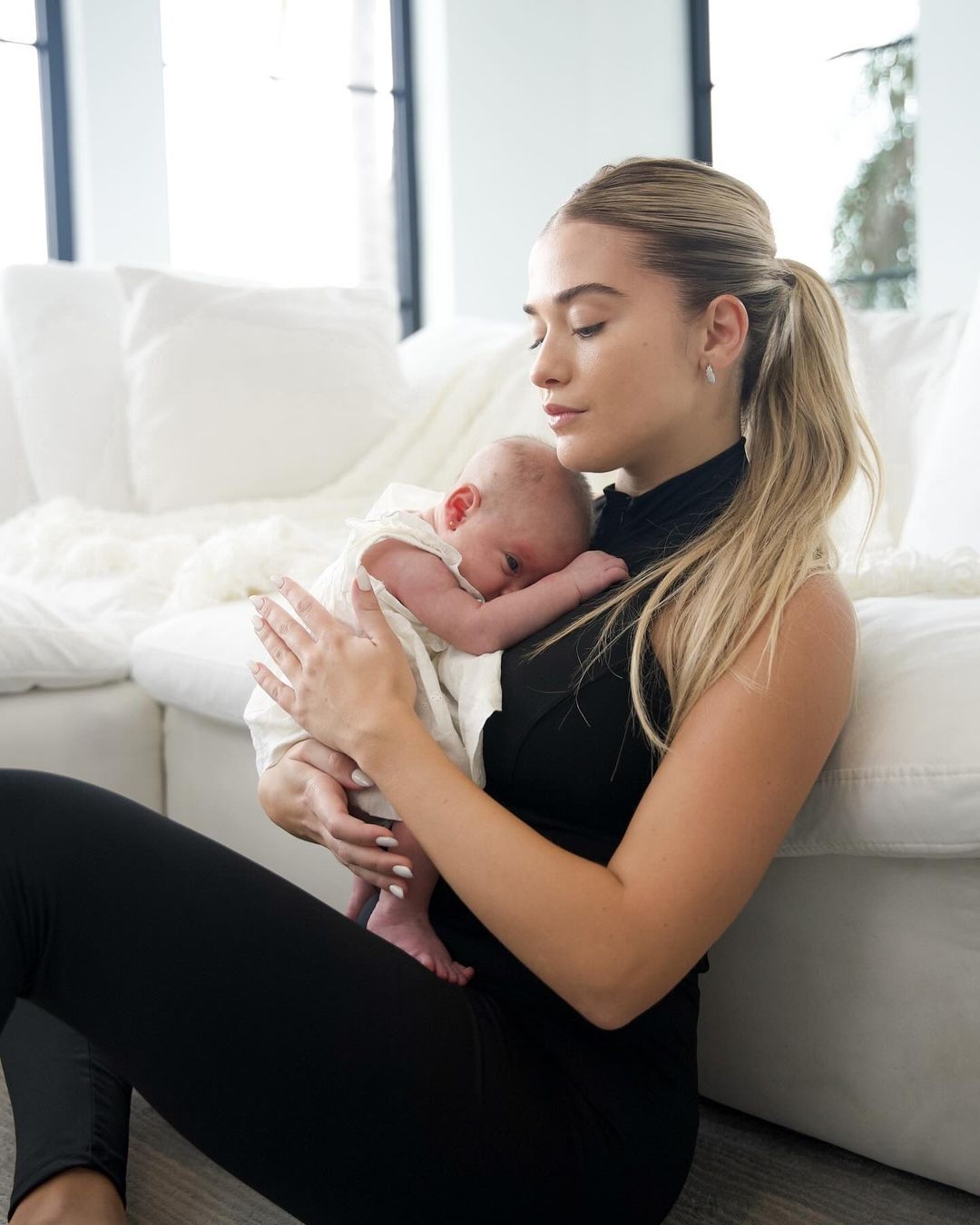 No puedo creer que llego este dia para mi, el sueño de mi vida hecho realidad. Feliz dia para todas las mamis que lo dan todo y más