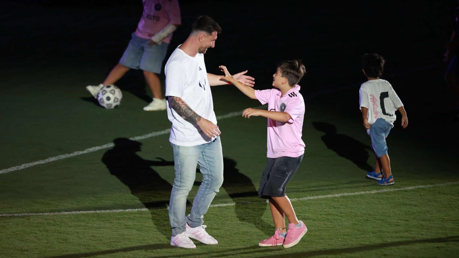 230717152333-lionel-messi-thiago-messi-getty-deportes-full-169