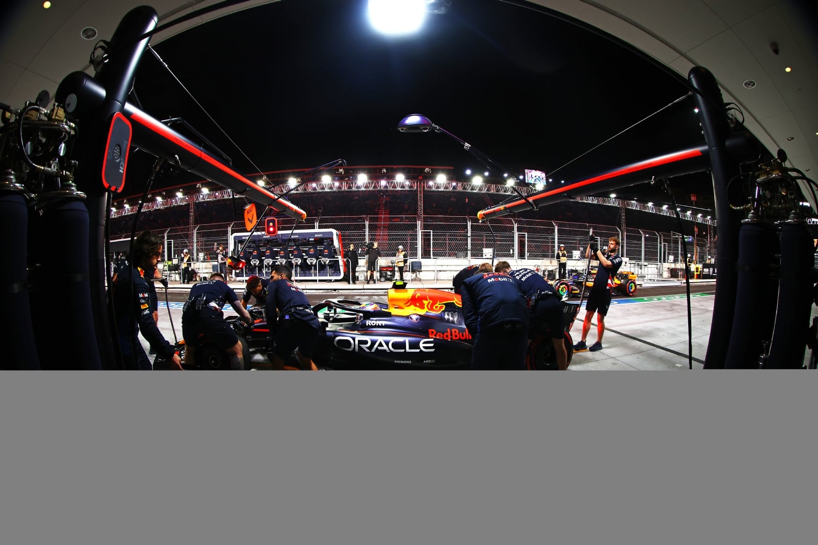 f1-grand-prix-of-las-vegas-qualifying (2)