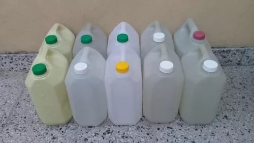 Bidones de plástico 1