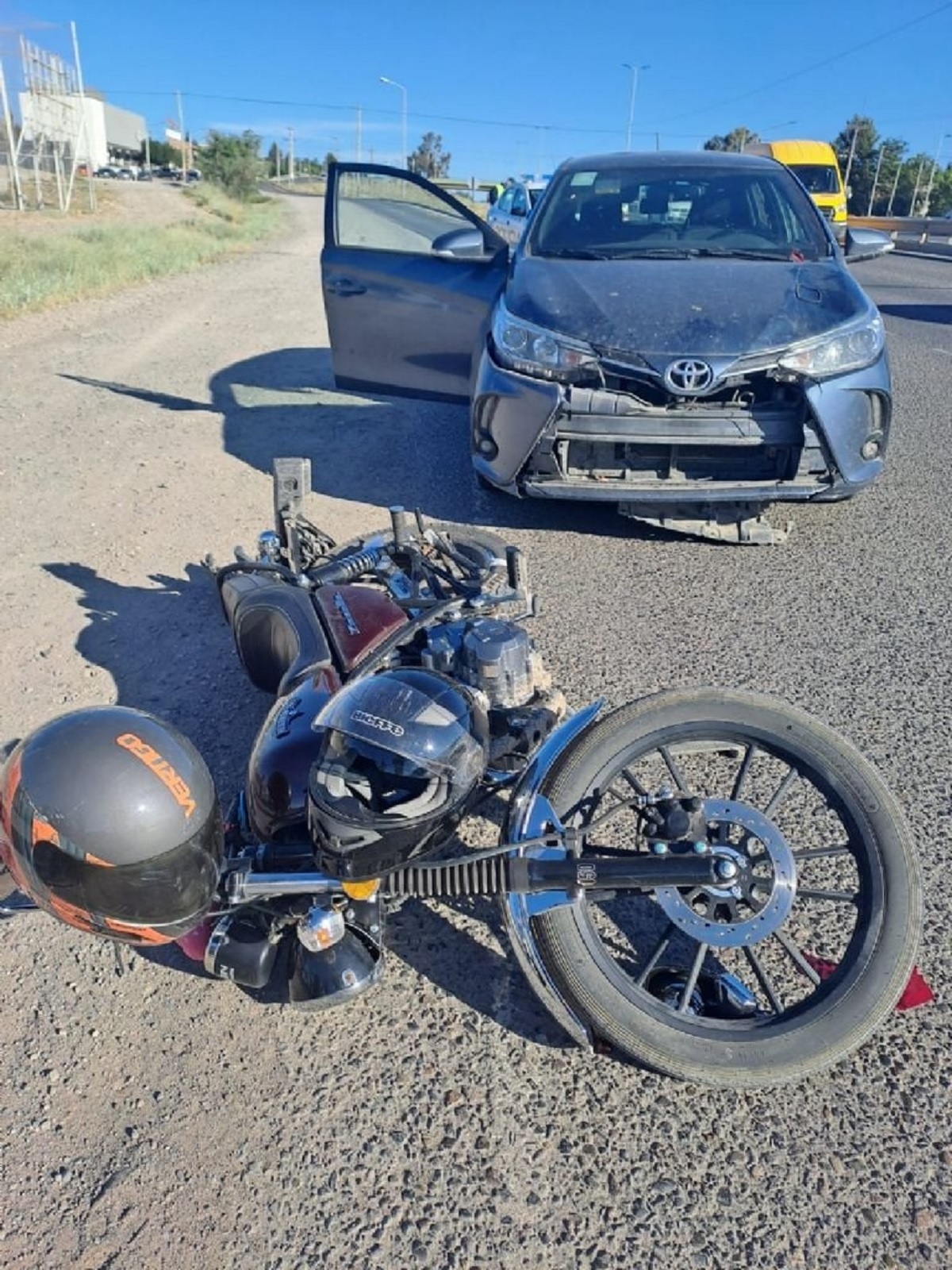toyota y moto