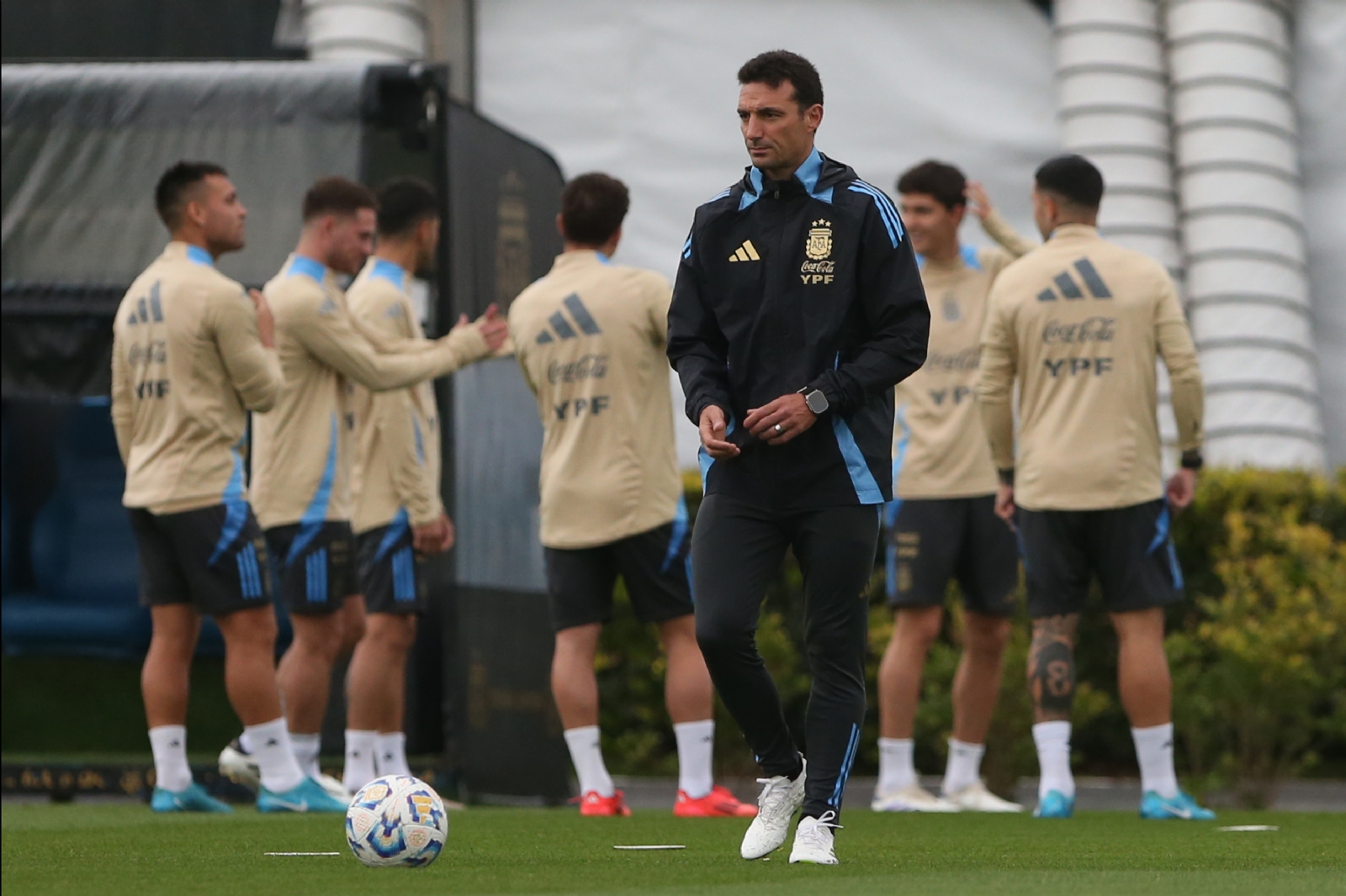 argentina-press-conference-and-training-session