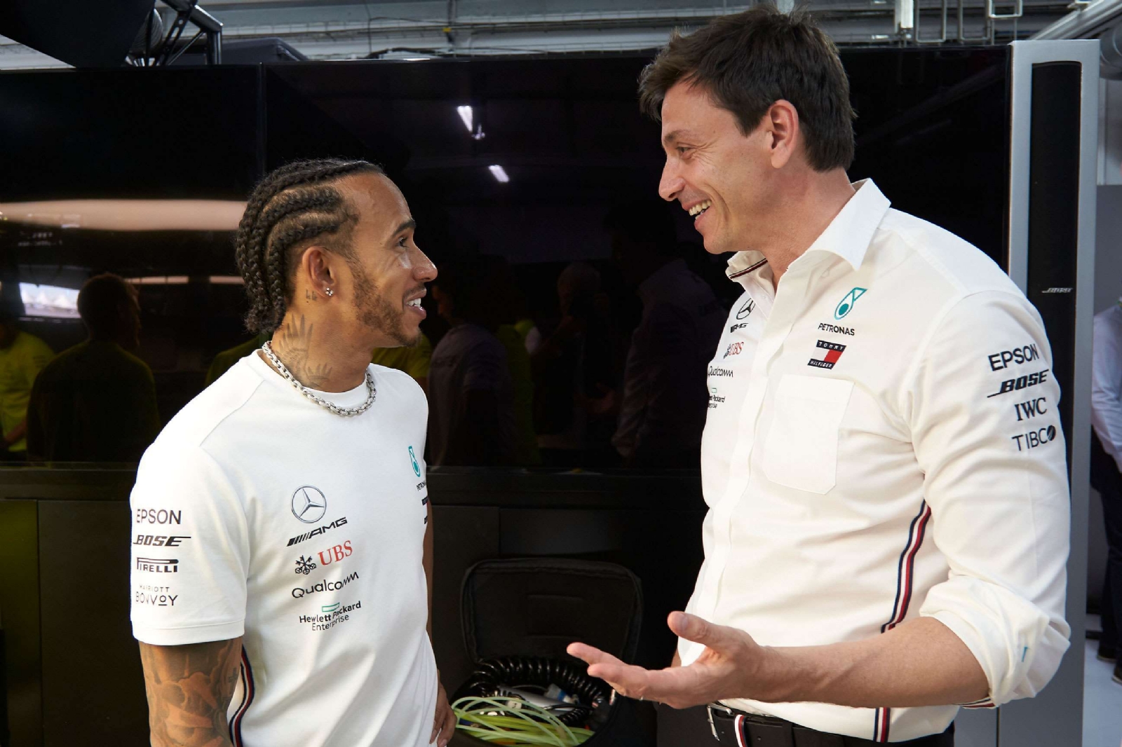 lewis-hamilton-toto-wolff-f1-2019-france-steve-etherington-mi-goodwood-07052020