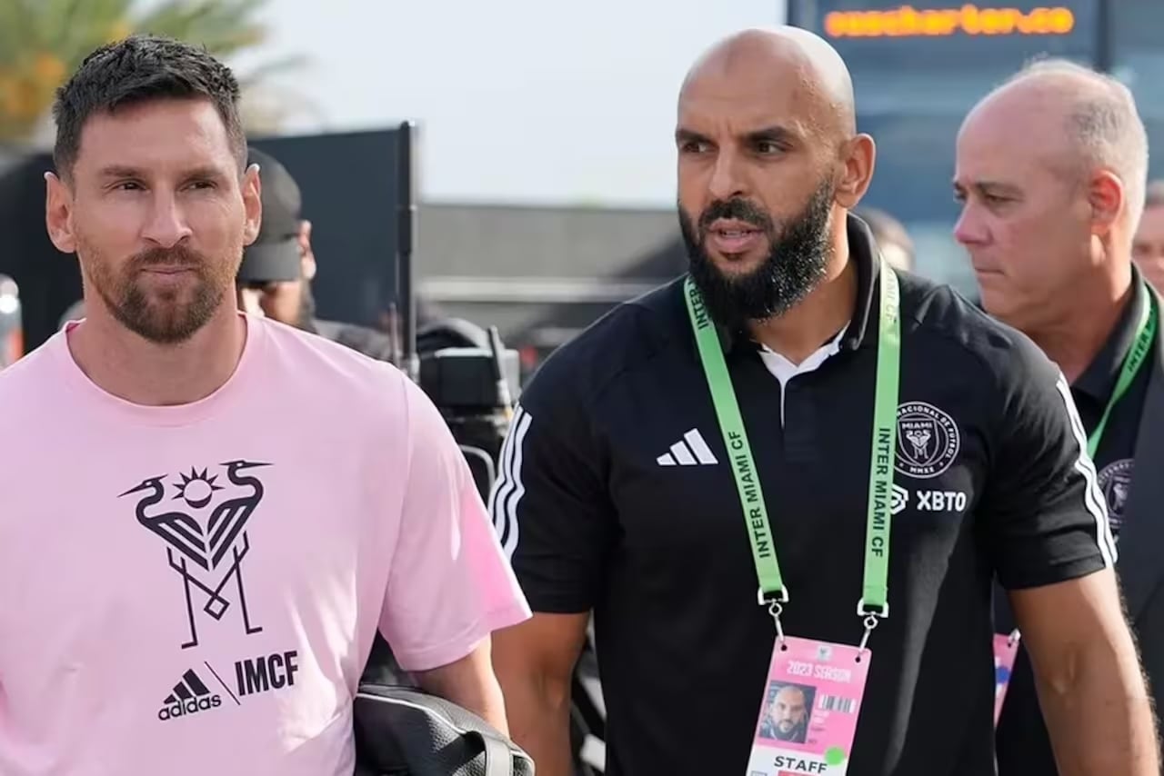 yassine-cheuko-el-guardaespaldas-de-lionel-messi-B3XJQGSJ2FBRVPBWY5EL2JTWNE