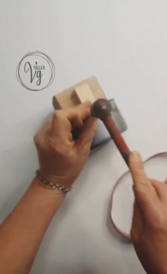 33