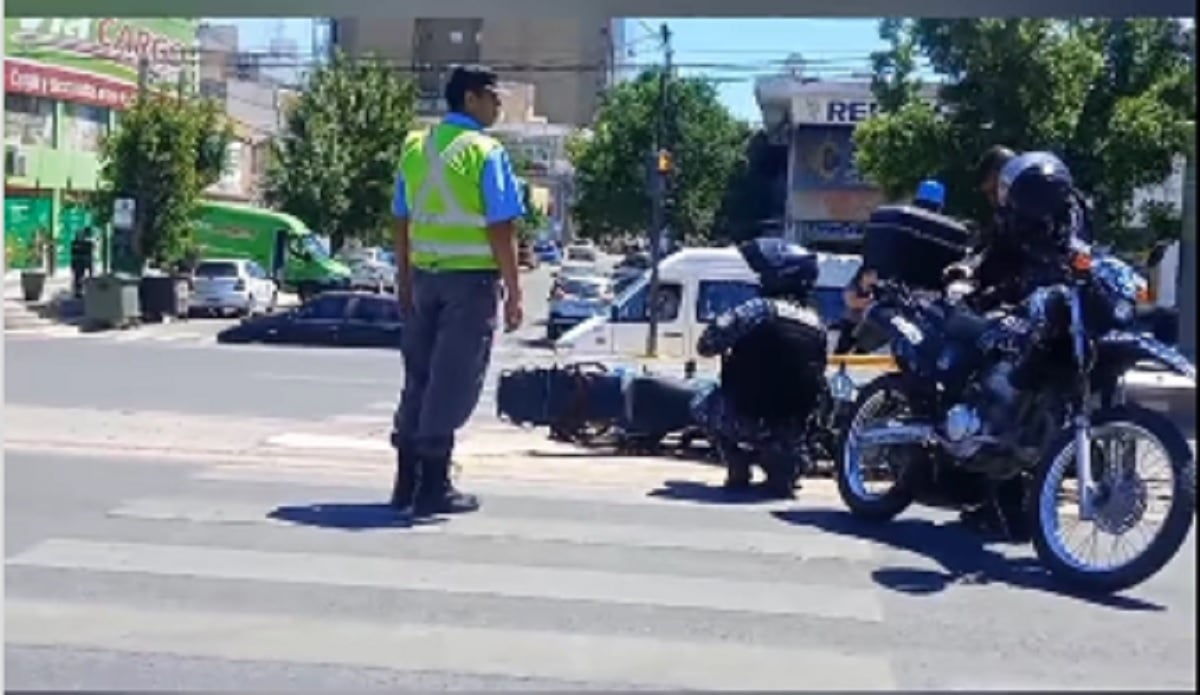 choque policia en moto