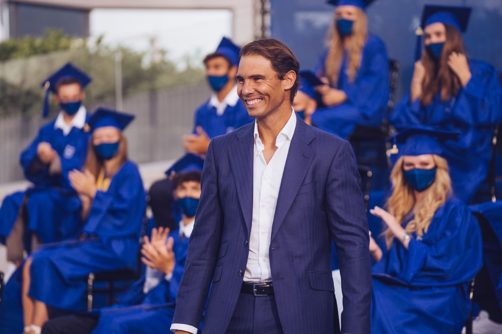 rafa-nadal-en-la-graduacion-del-rafa-nadal-school