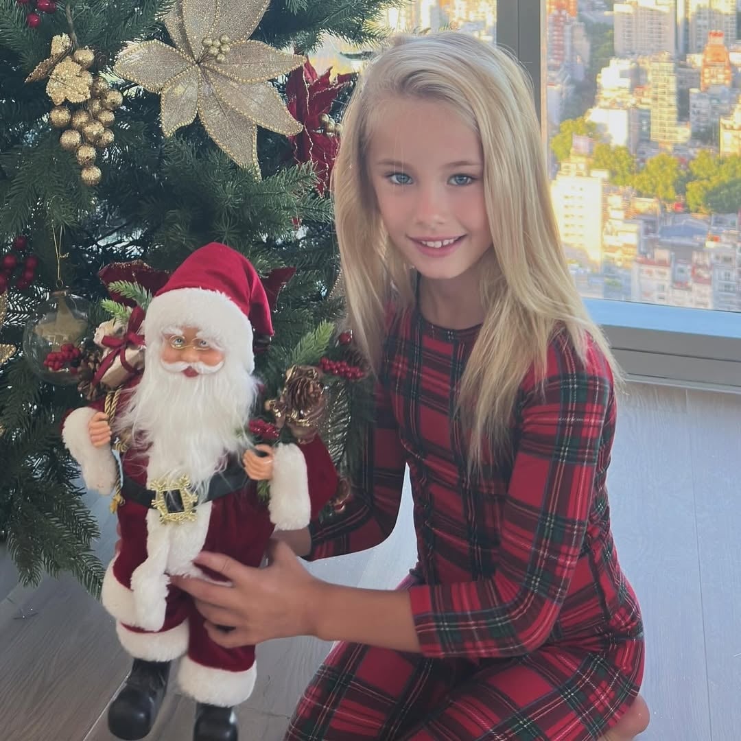 Preparando la Navidad en casa con mucho amor y dedicación. Esta será una Navidad muy especial para nuestra familia, ya que nos viene a visitar mi tía Cami, que vive en España ya hace unos años. La esperamos con muchas m
