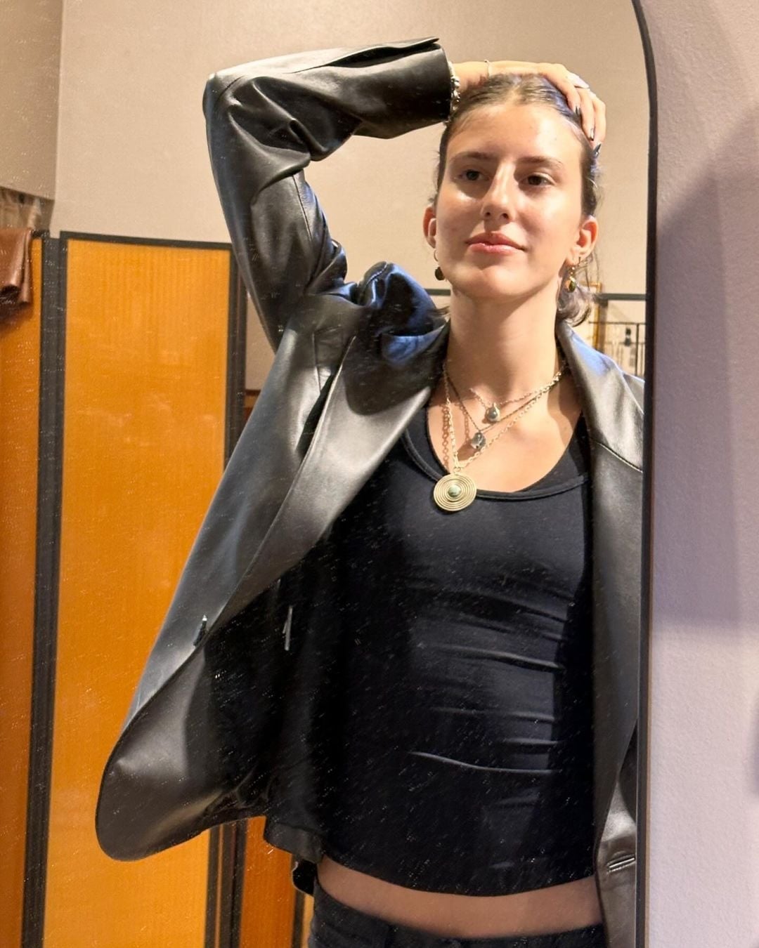 Visita de mi bb @calapueyrredon con Blazer @anna_et_camille_ Y varias joyitas ?? (1)