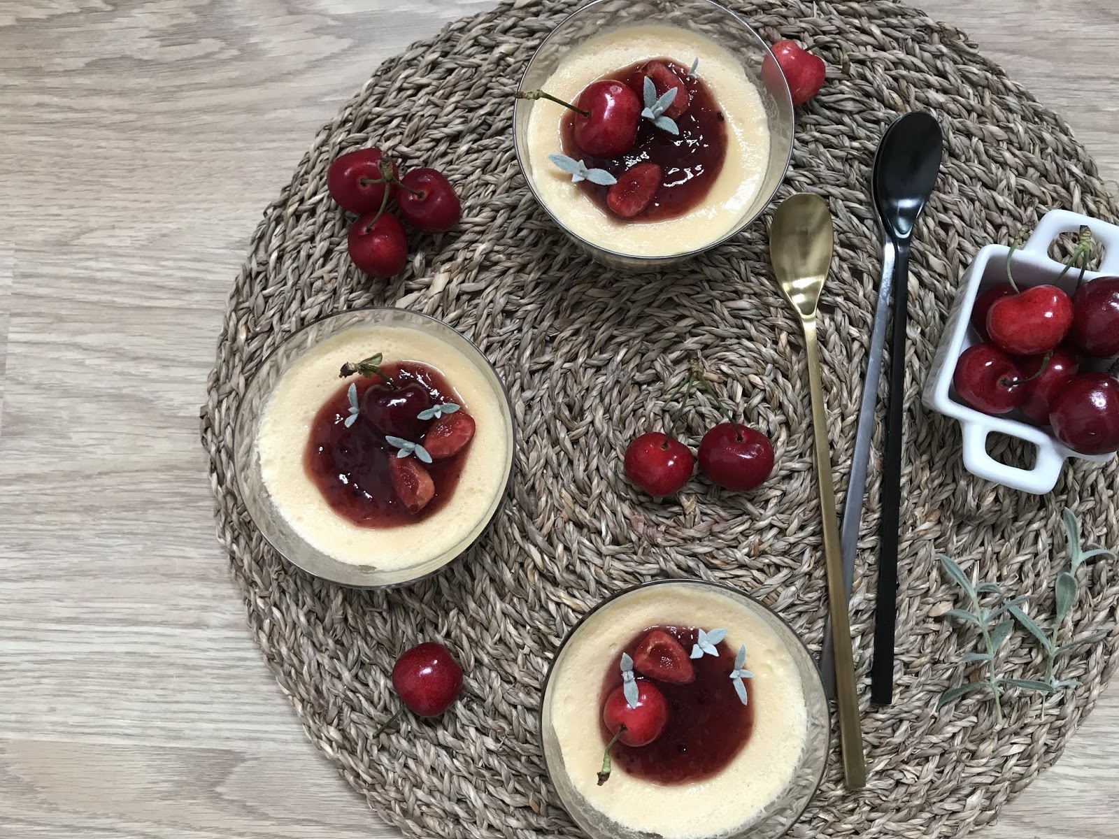 CHEESECAKE o TARTA DE QUESO AL MICROONDAS. POSTRE EN VASITOS ¡Receta Fácil en menos de 10 minutos! (4)