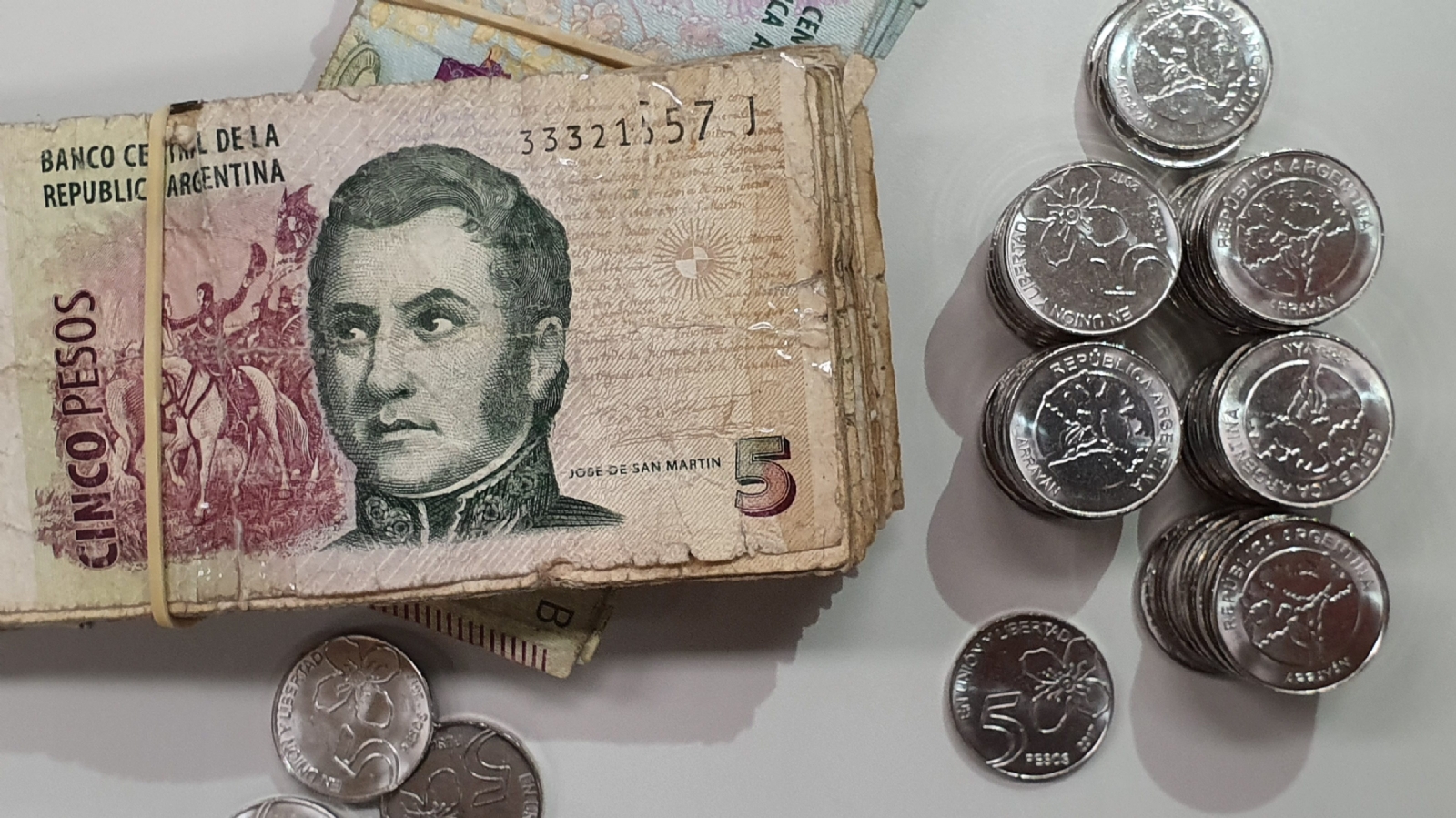 Billetes-y-modedas-2-1-e1580307550775