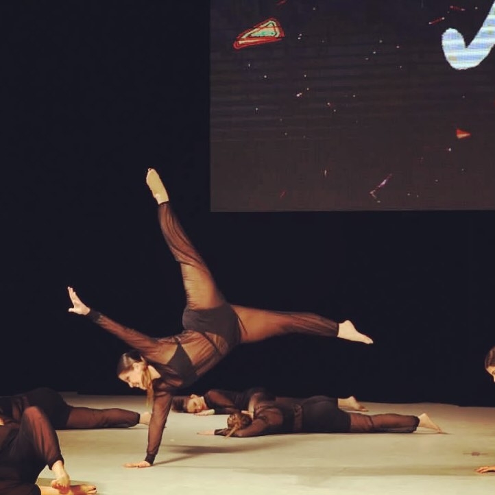 Y+un+día+la+magia+sucede+...Competencia+en+CBA+@danzatudanzaoficial+Representando+a+la+casa+@fulldanceok+con+la+compañía+@fulldancersok+Dire+@veritocbh+Asist.+@ainivaldiviezo+@verofiallo_