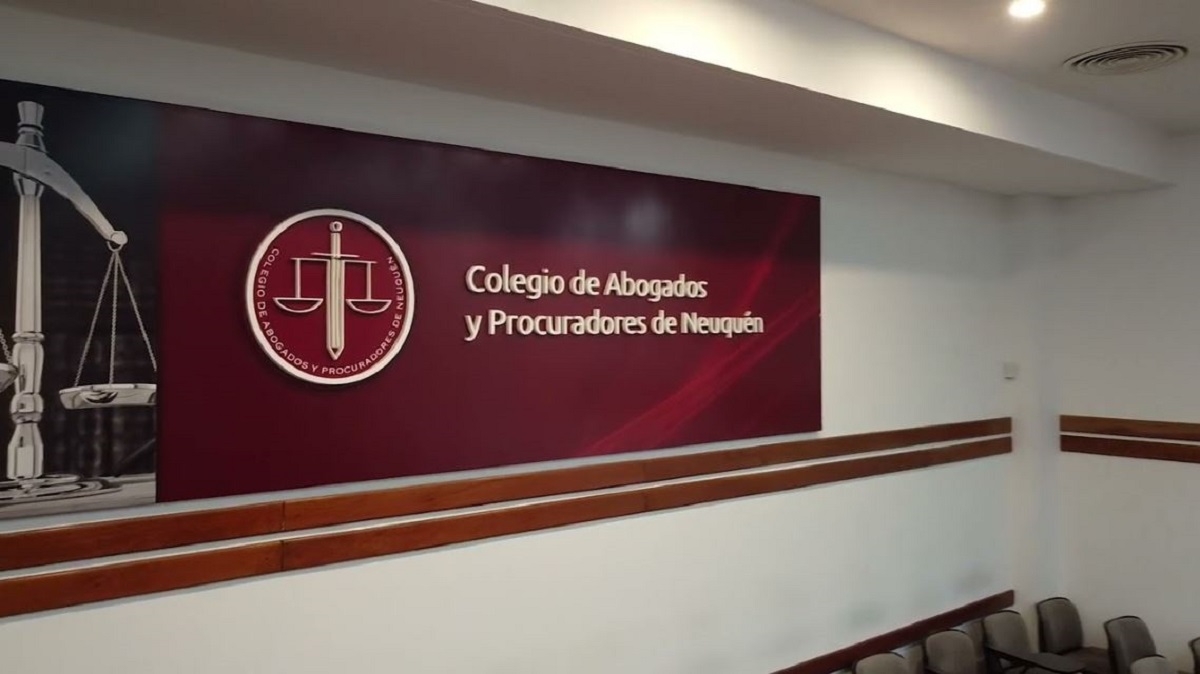abogados face2