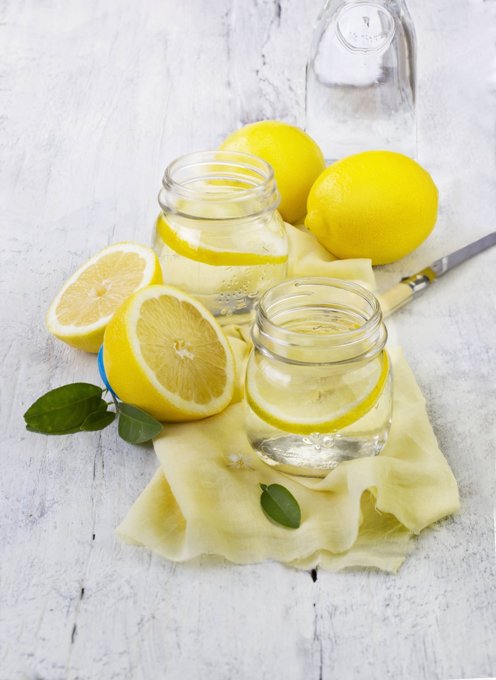 agua-limon-1512921407 (1)