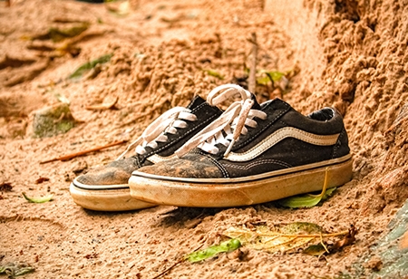 limpiar-zapatos