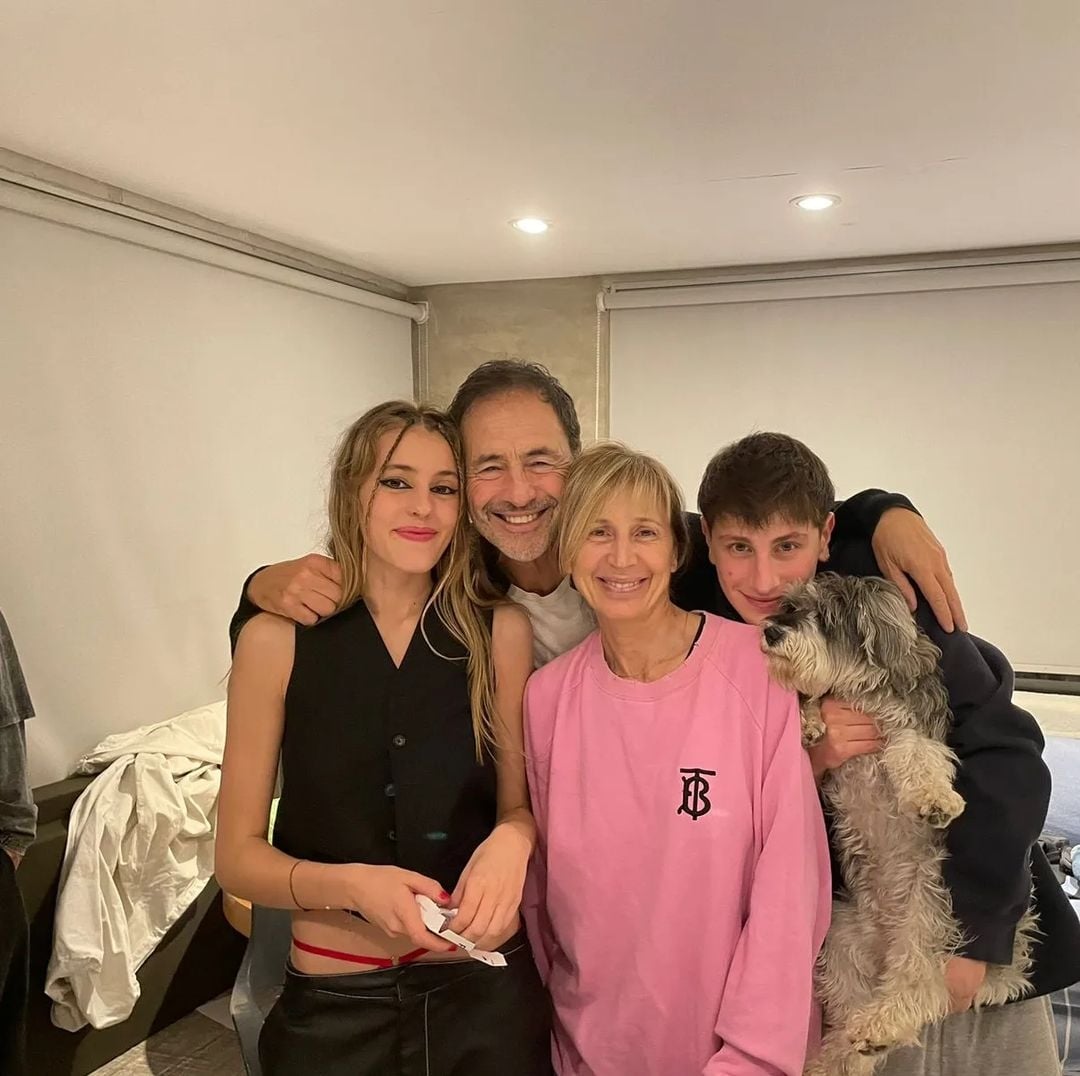 FELIZ CUMPLEEEE Lolita de mi corazón sos lo mas hija y te mereces lo mejor te amo siempre!!!!!!!!!!???????