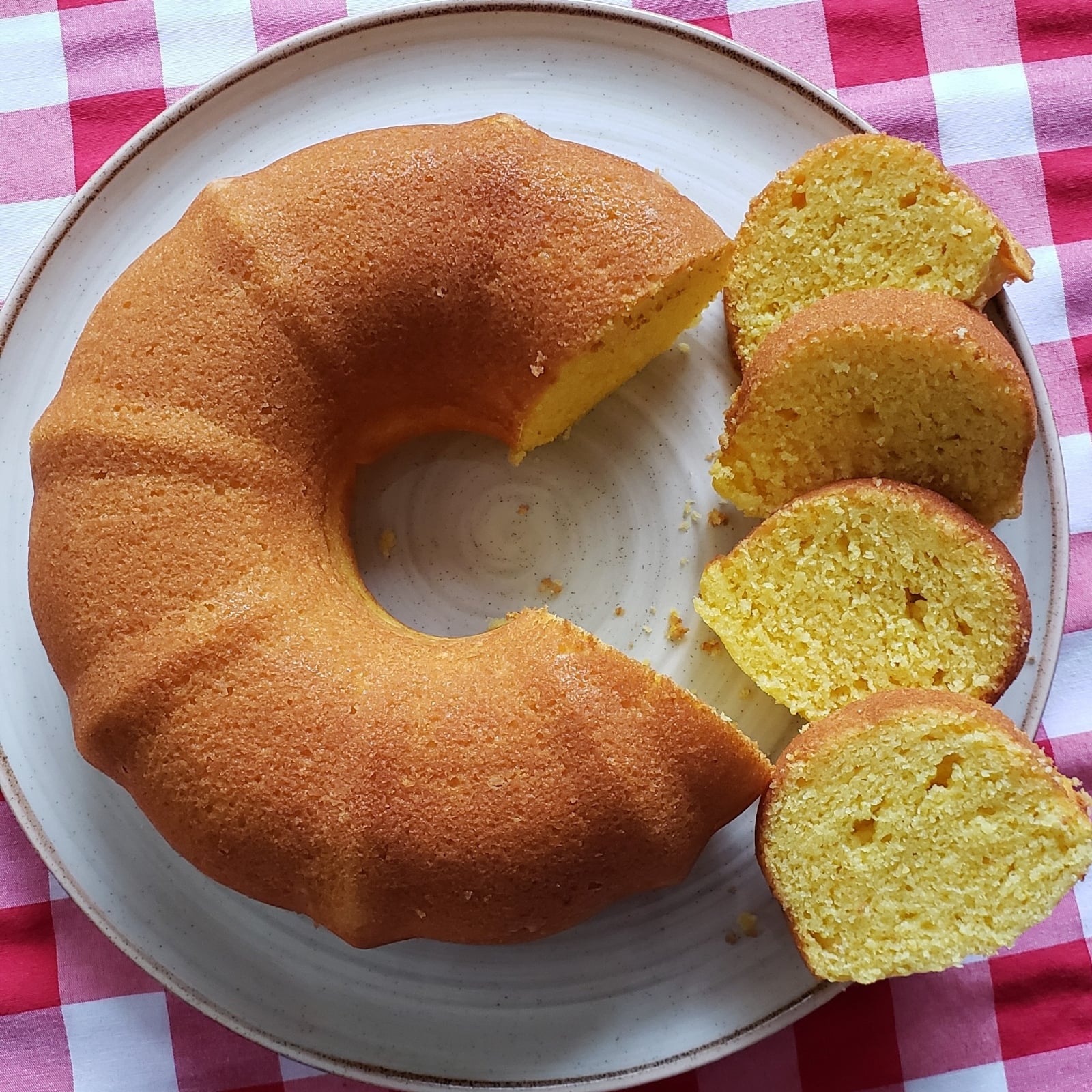 Torta matera de polenta