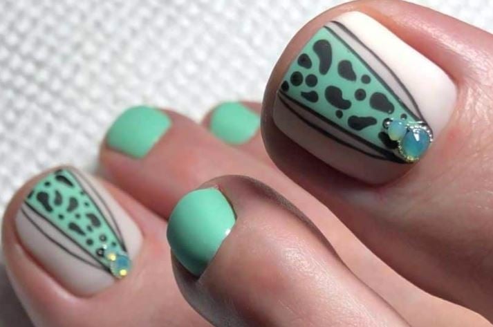 UÑAS6222
