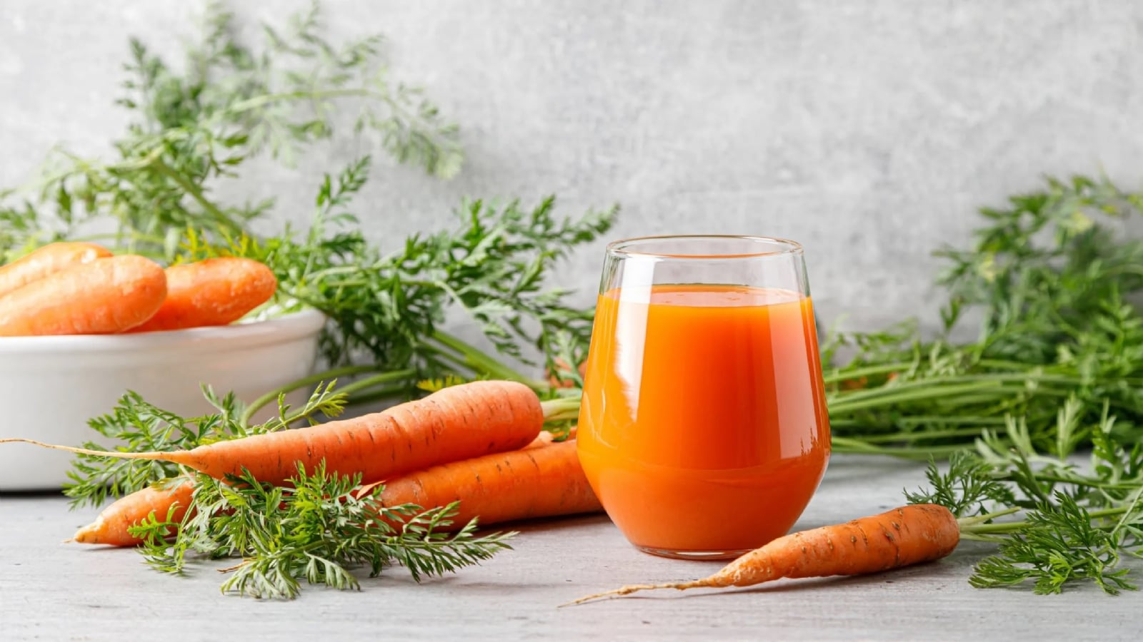 tomar-jugo-de-zanahoria-beneficios