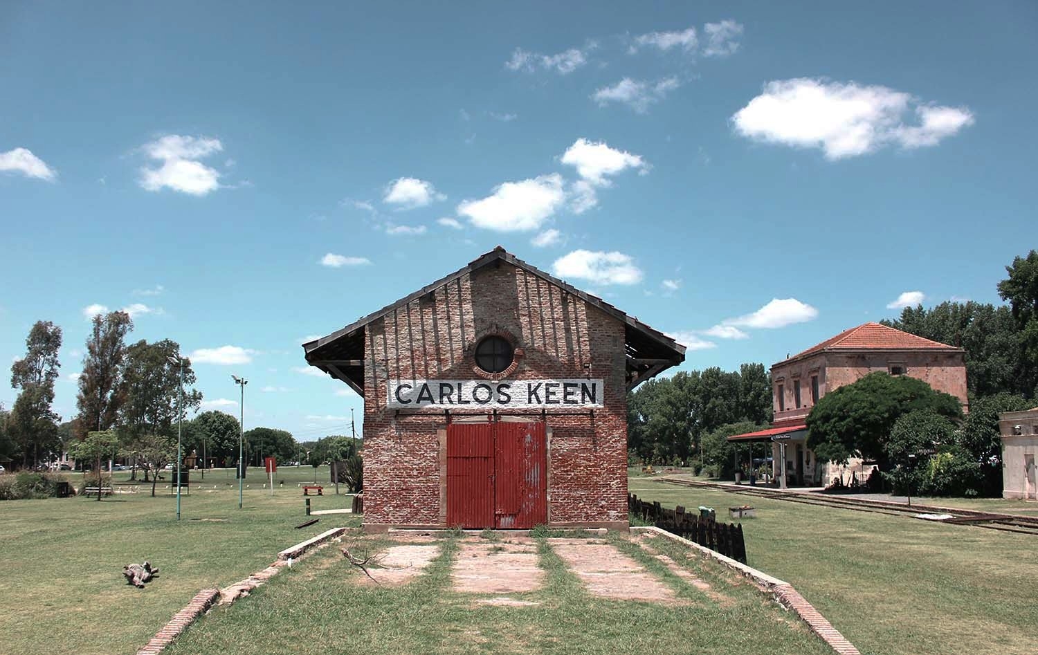 Carlos Keen 01