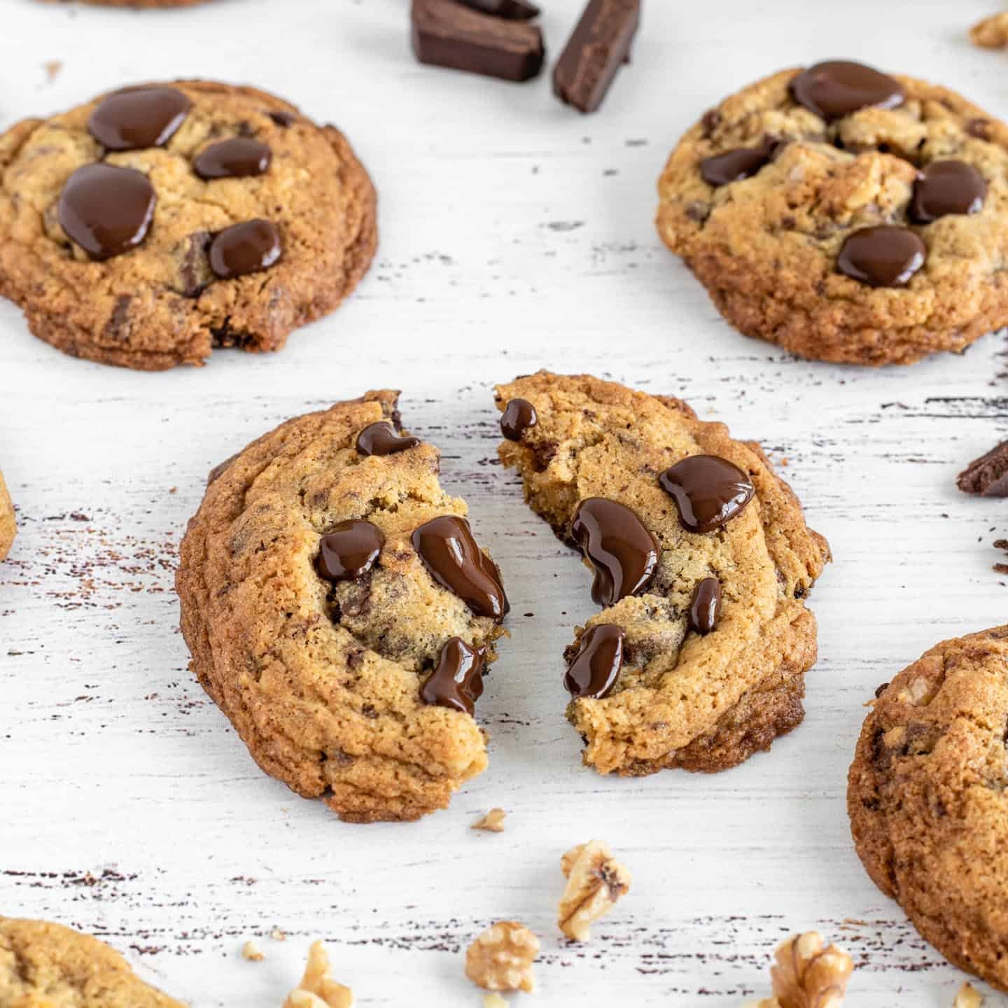 Choco-Chips-Walnuts-Cookies-Square