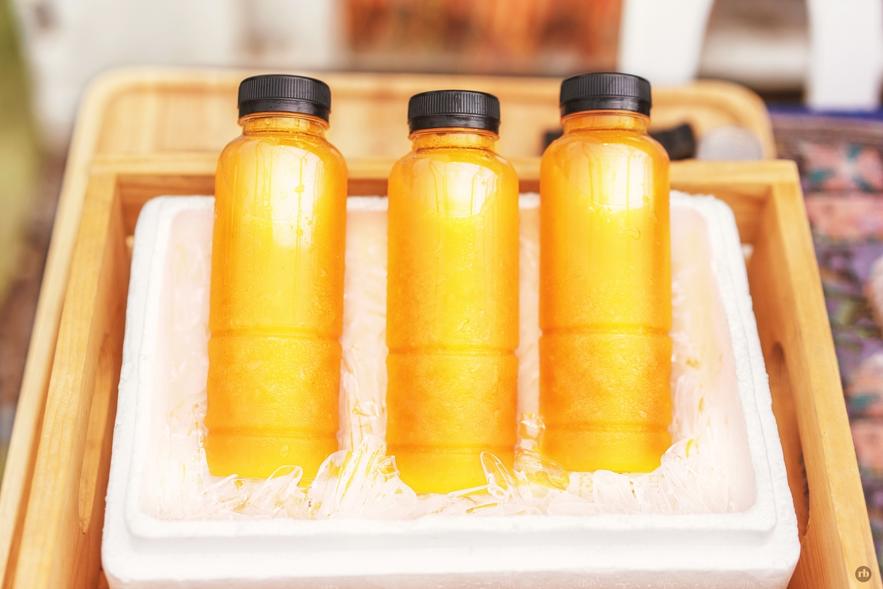 Botellas de jugo