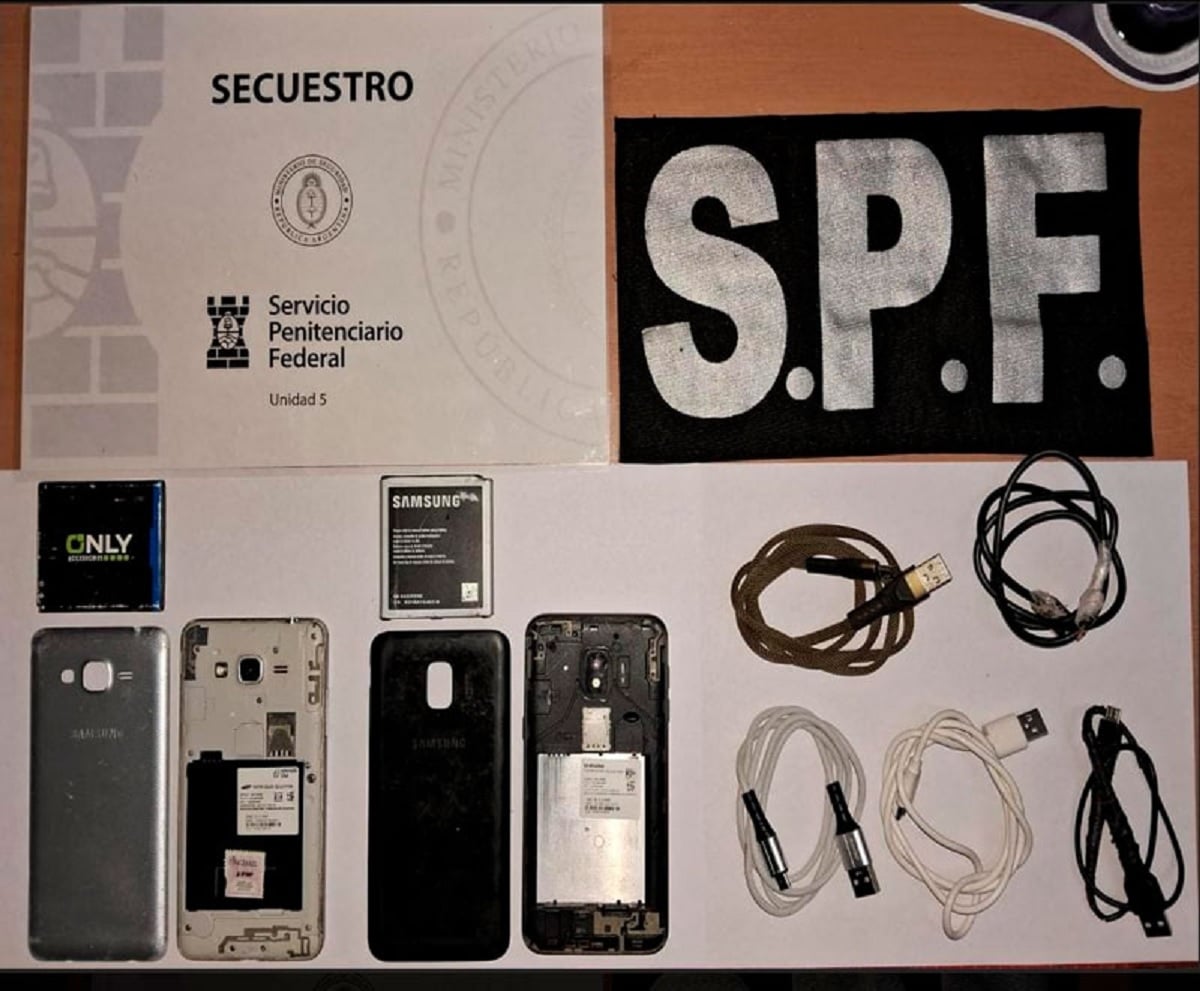 celulares penal V