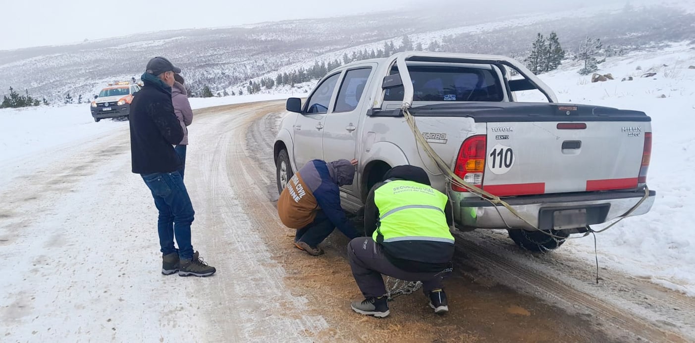 web-piden-precaucion-al-transitar-y-llevar-cadenas-para-la-nieve-3 (1)