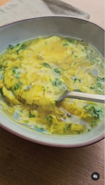 Sopa de huevo 1