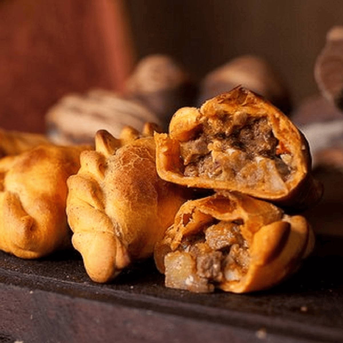 empanadas_de_carne_cortadas_a_cuchillo_crop1659016890772