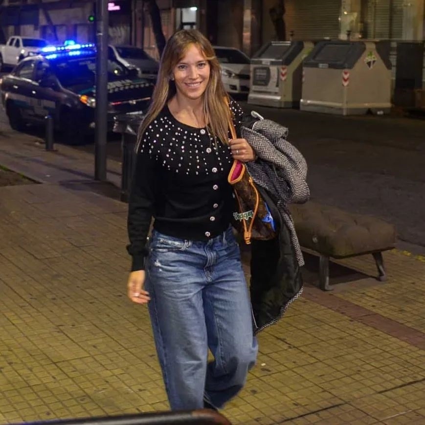 446111750_430933656396303_4si